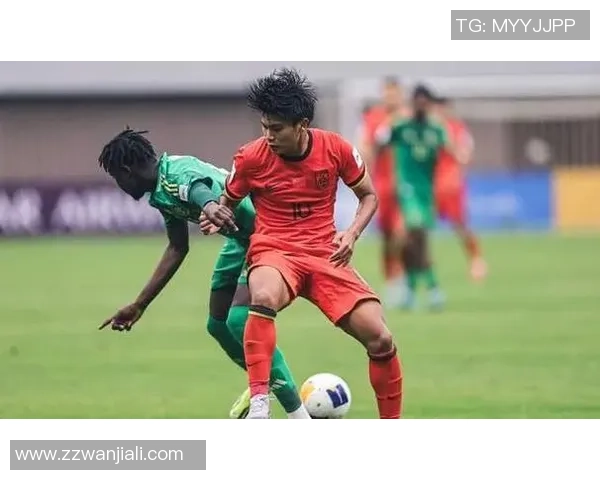 中国足球后卫寻找球星精彩瞬间揭秘 追梦征程与个人突破全纪录